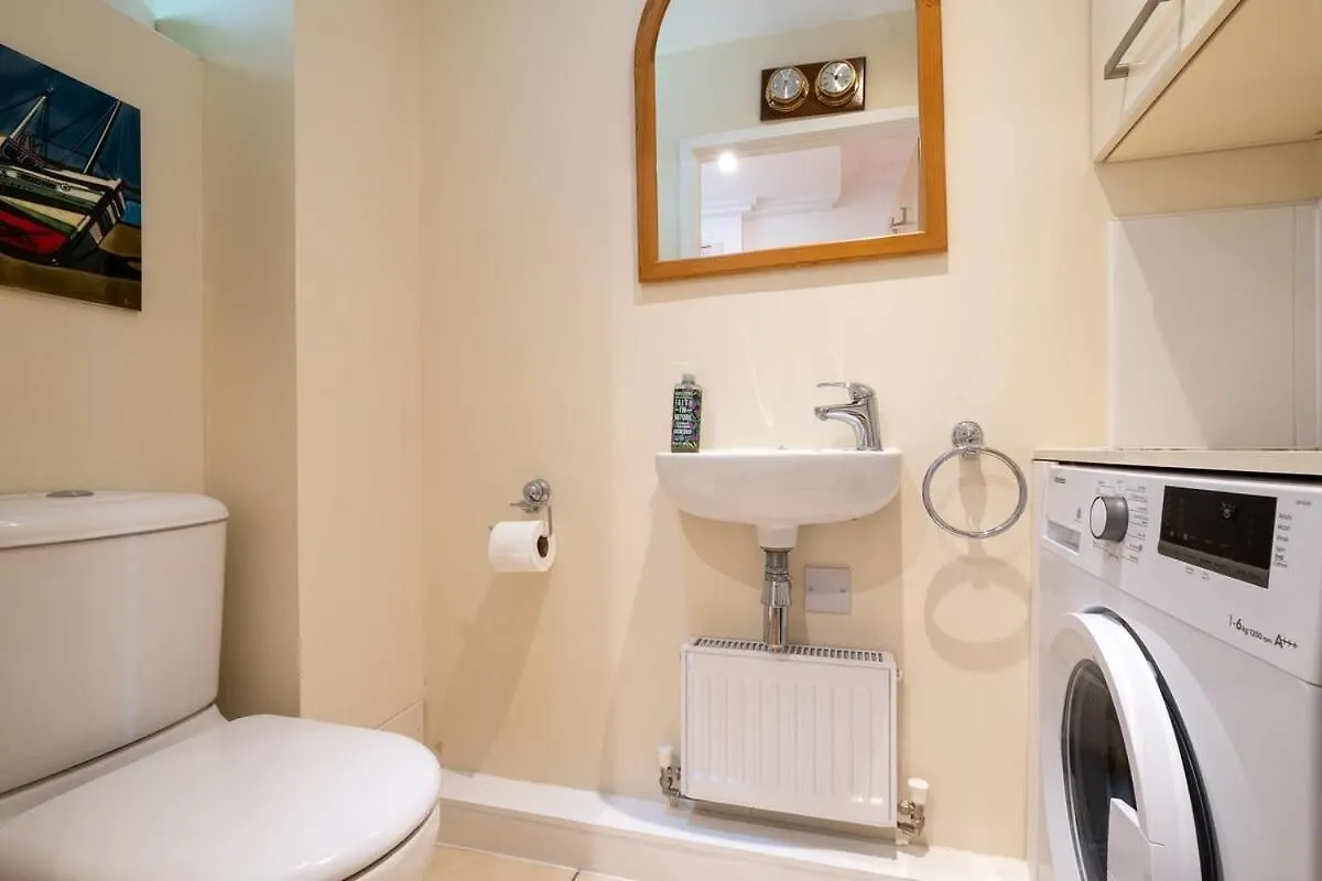 Host & Stay - Kingscote Townhouse Brighton Holiday home